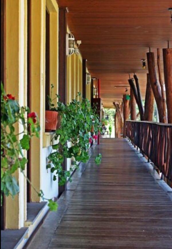 La Dolce Vita Park Hotel - Proximo A Curitiba Сан-Жозе-дус-Пиньяйс Экстерьер фото